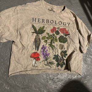 Harry Potter Cropped Herbology Shirt Size Large